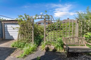 Photo 16- click for photo gallery